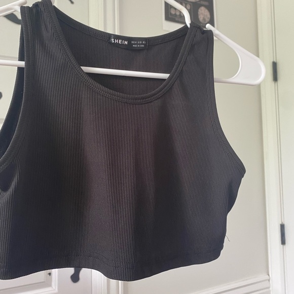 cropped tank top set of 4 - Picture 6 of 6